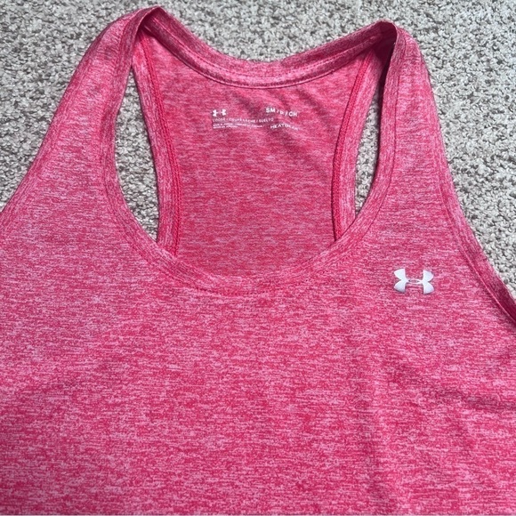 Under Armour Red Loose Fit Tank Top Women’s Size Small - Picture 2 of 6